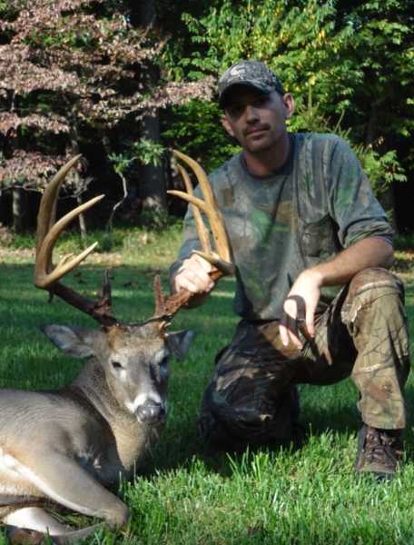 Man gets big surprise when his trophy 18-point buck turns out to not be a  buck at all 